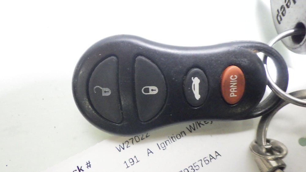 02 JEEP LIBERTY Ignition W/Key