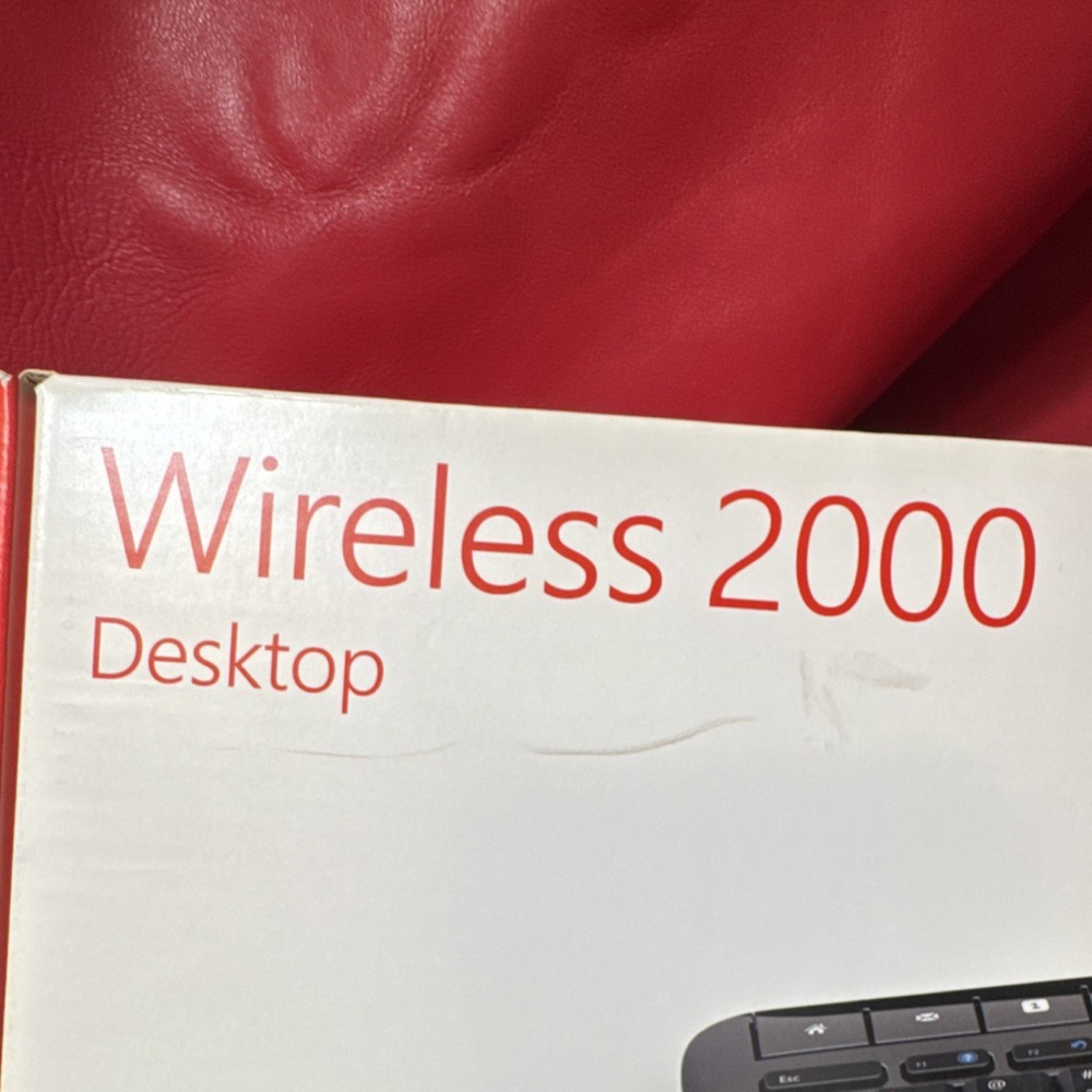 Microsoft Wireless 2000 Keyboard & Mouse, USB, Black, Palm Rest, Media Keys