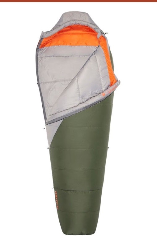 Kelty Cosmic Lightweight Sleeping Bag: 40F New Condition, Regular Length.