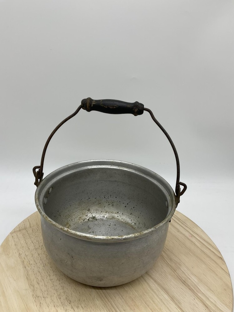 Vintage Aluminum Campfire Pot Kettle Bail Handle Rustic Primitive Cookware