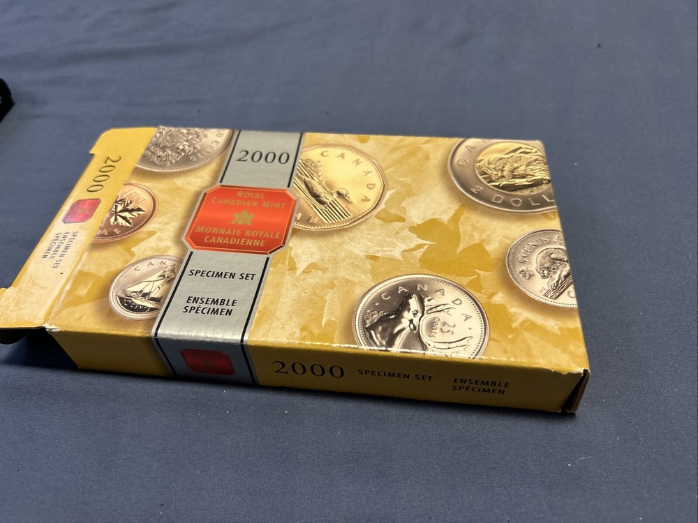 NobleSpirit ) 2000 Canada Specimen Set w/Box & Paper
