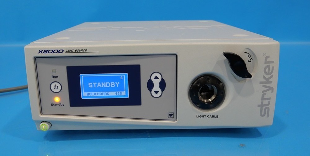 Stryker X8000 Light Source