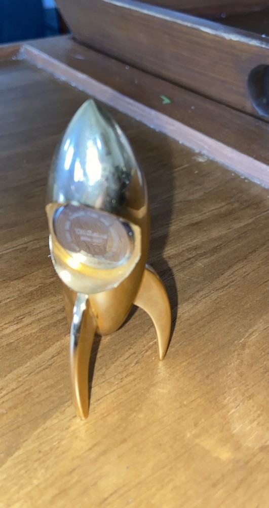 TWC CO Rocket Desk Clock Orbit Needs Battery