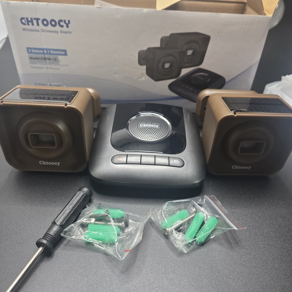 Chtoocy Solar wireless input alarm system with motion sensor exterior