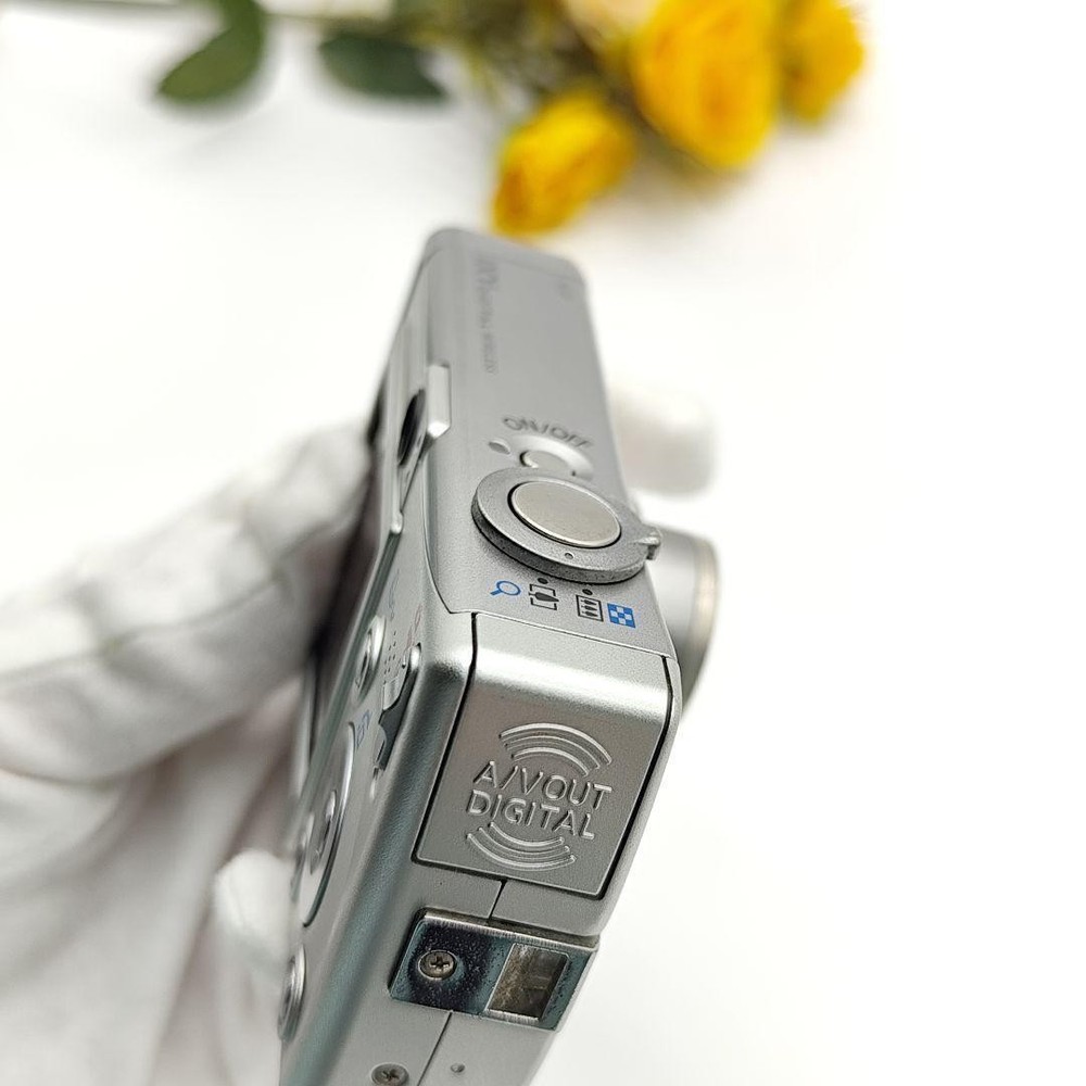 Canon IXY DIGITAL WIRELESS Silver Compact Digital Camera Tested Japan