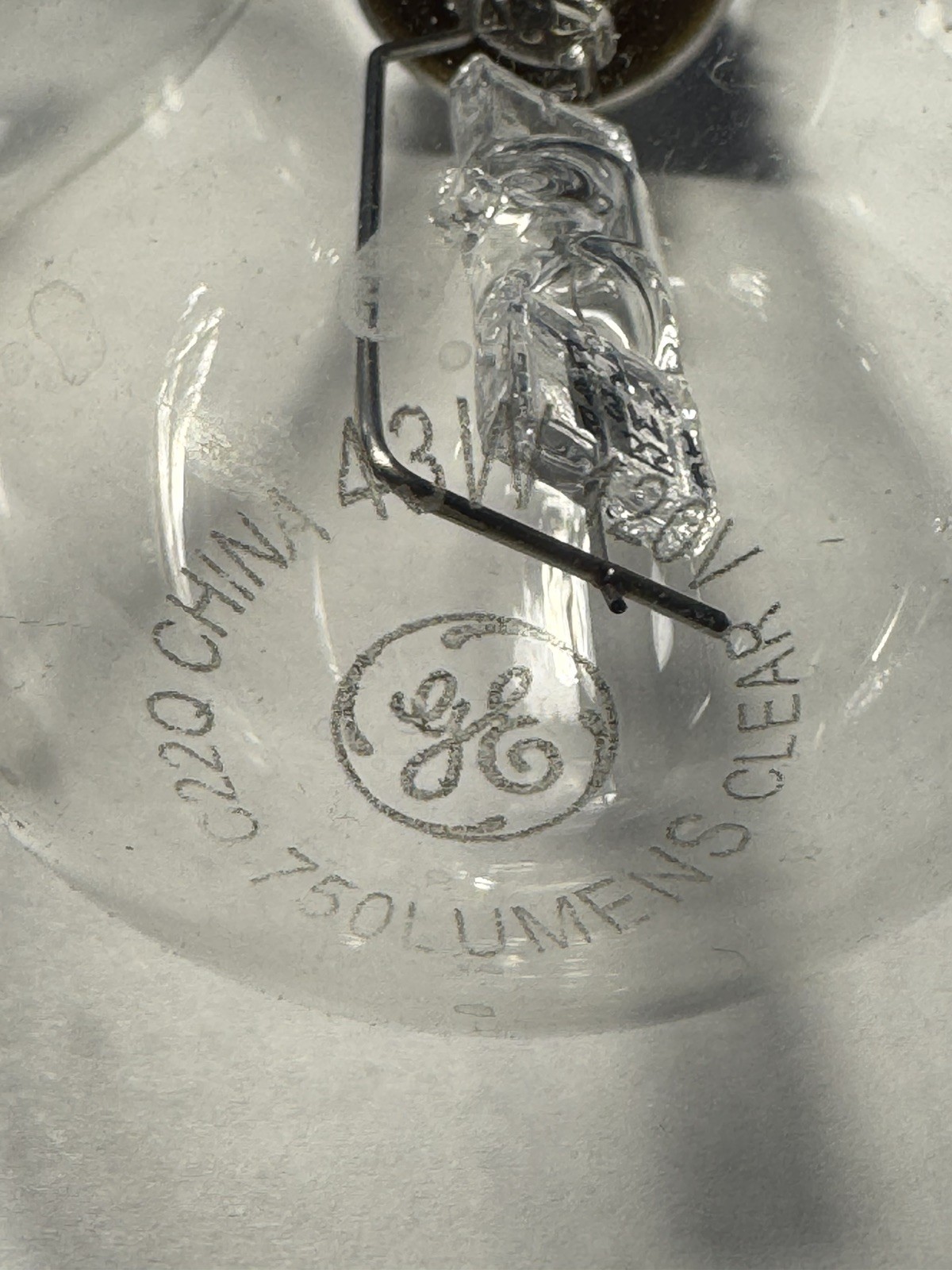 Pack 2. GE Light Bulbs 43 Watt 120V E26 base Crystal clear Good for Heating