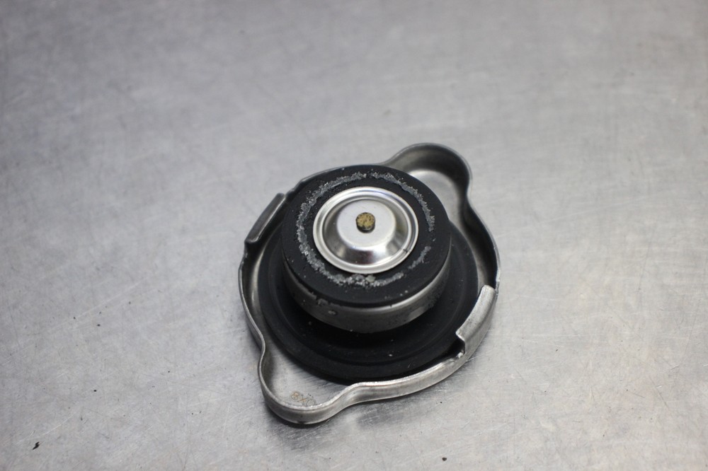 09-12 Honda CBR 600RR Engine Radiator Cap