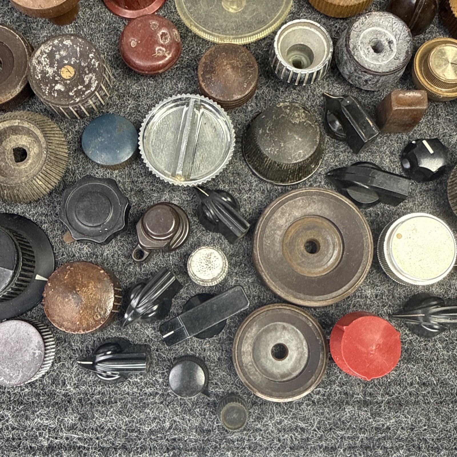 50+ Vintage Radio / TV / Equipment Knobs Used Midcentury Plastic Bakelite LOT