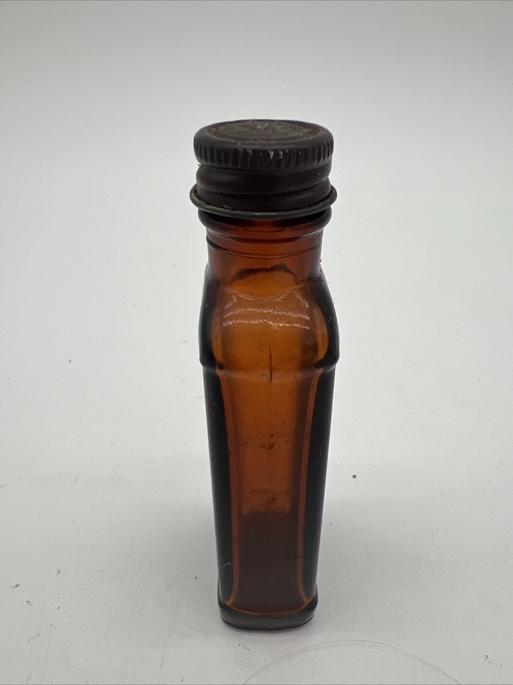 Vintage ANN PAGE Lemon Extract Bottle 2 fl. oz.