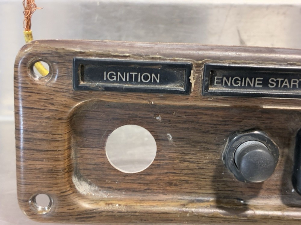 Freightliner FLD CLASSIC Ignition Dash Panel