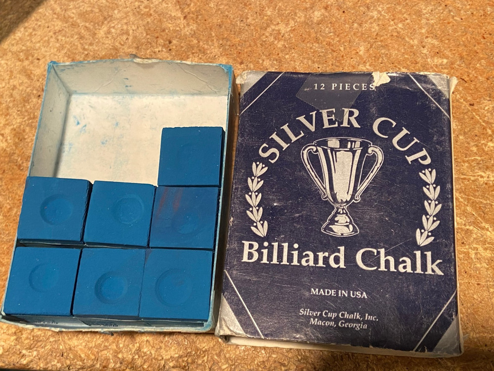 7 Pieces Silver Cup Billiard Chalk *Pre-Owned/Not Complete Box* m1