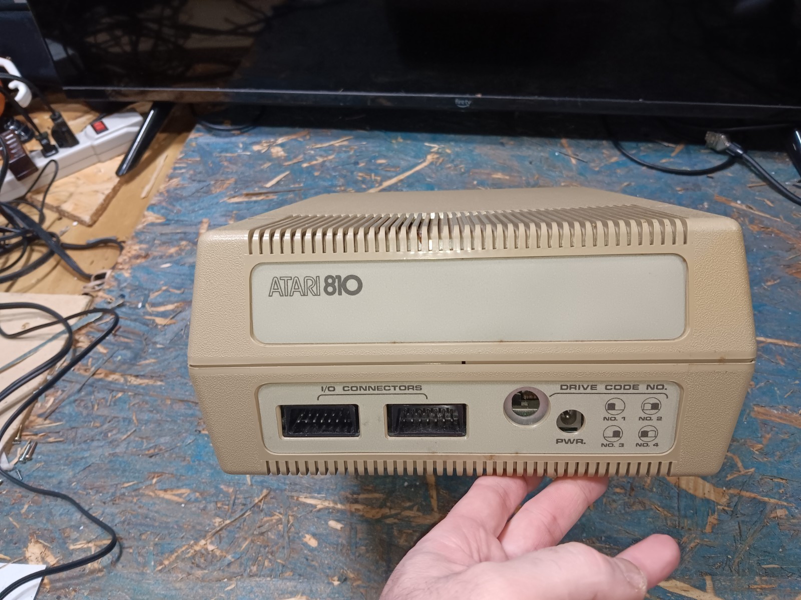 Atari 810 EXACT FLOPPY DISK DRIVE ONLY-GOOD-QUICK TESTED-NOT LOCKING IN-READS