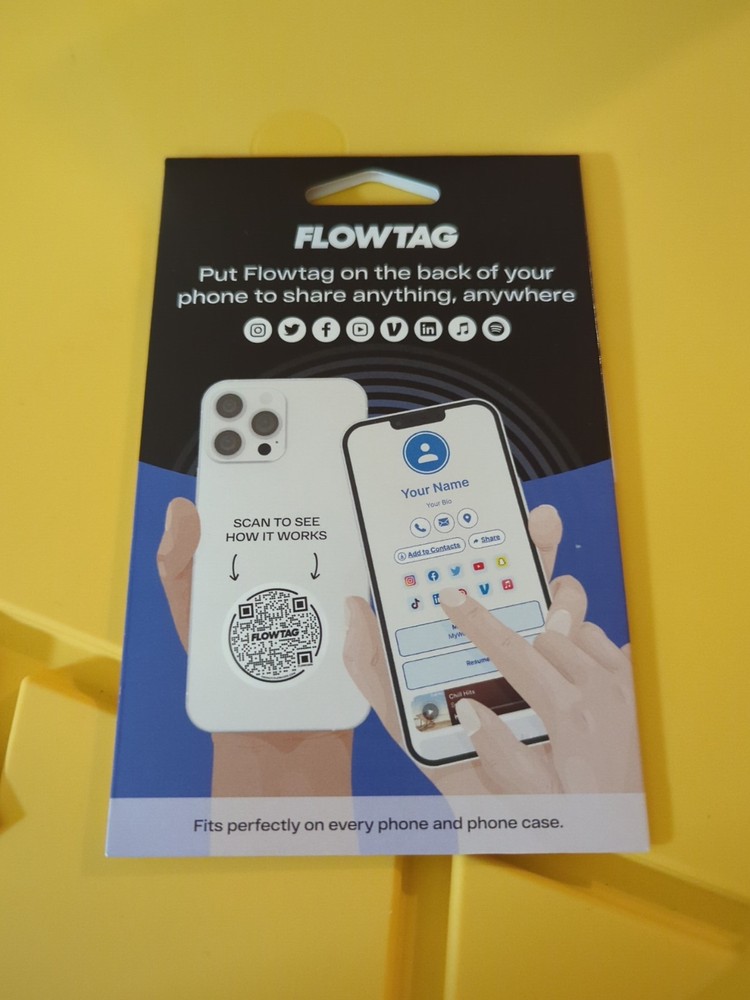 Flowcode Flowtag Social Media Sticker Button with Scannable/Programmable QR Code