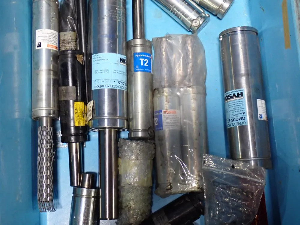 SPRINGS & STRUTS 08250560809