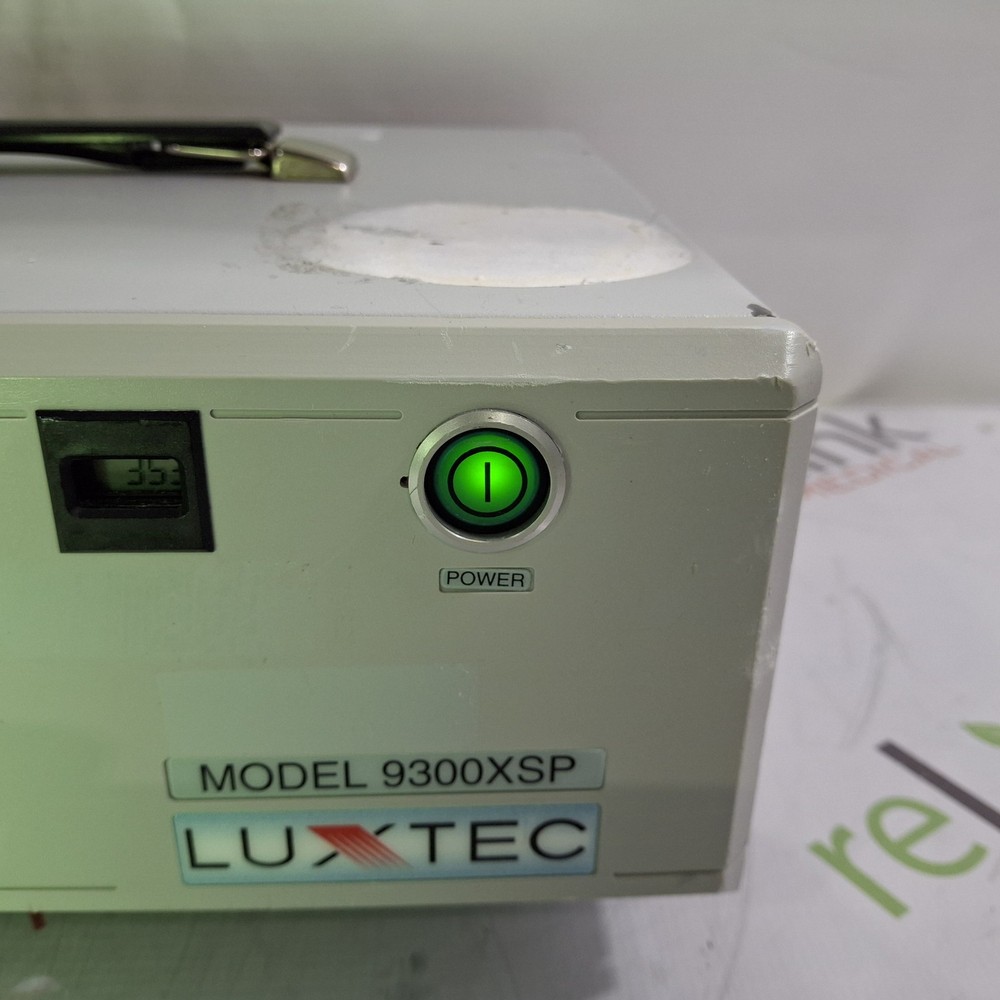 Luxtec 9300XSP Light Source