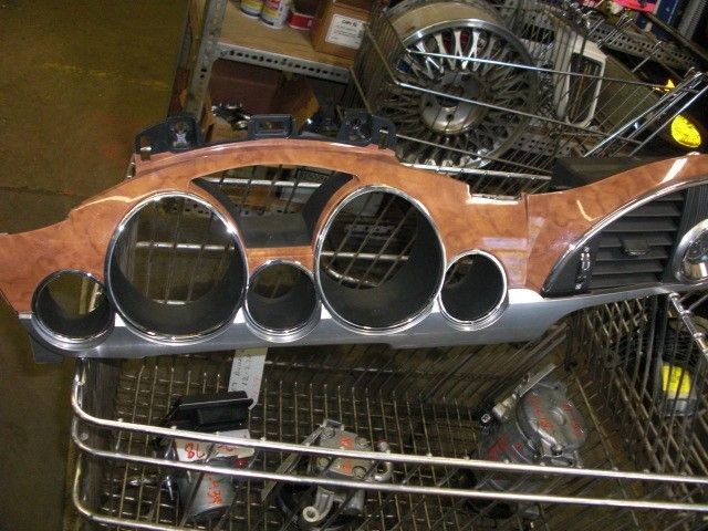 09 ENCLAVE DASH BEZEL 533998