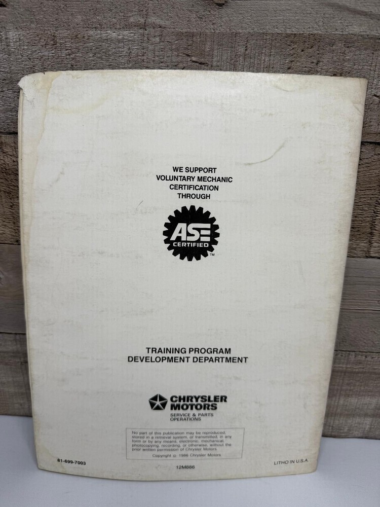 Chrysler Motors 1987 3.0L V-6 Engine Training programs Book 6G62 Engine