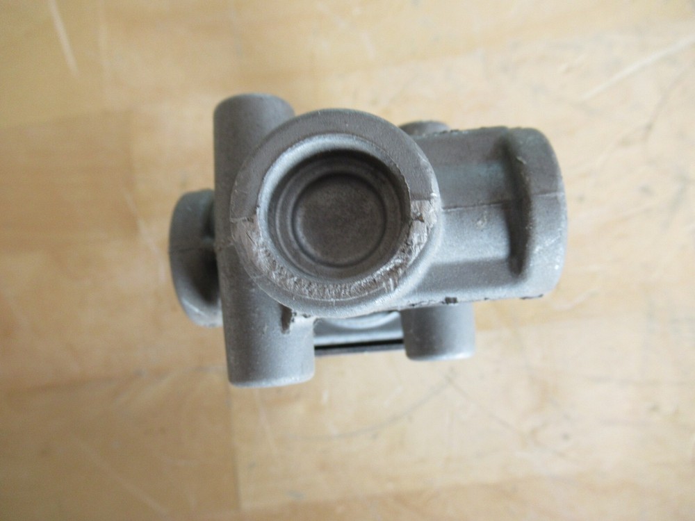 BENDIX 288323 - PR-4 Pressure Protection Valve