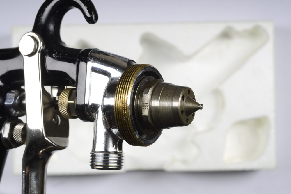 BINKS MODEL 7 spray gun. Excellent condition.