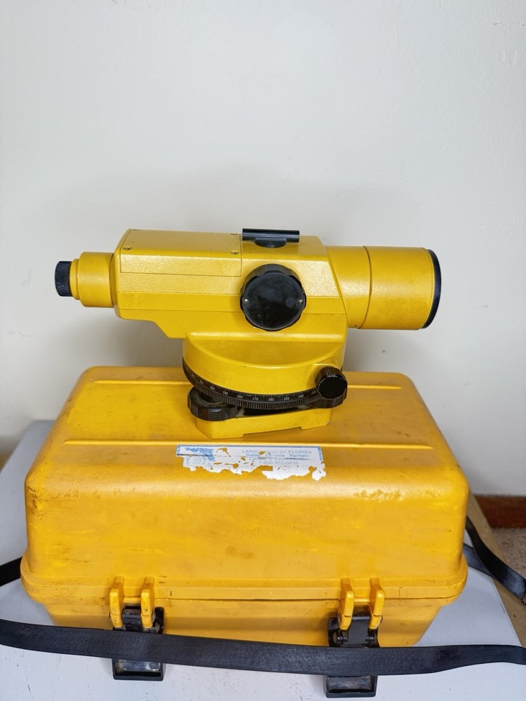 Topcon AT-F2 Auto Level w/ Case