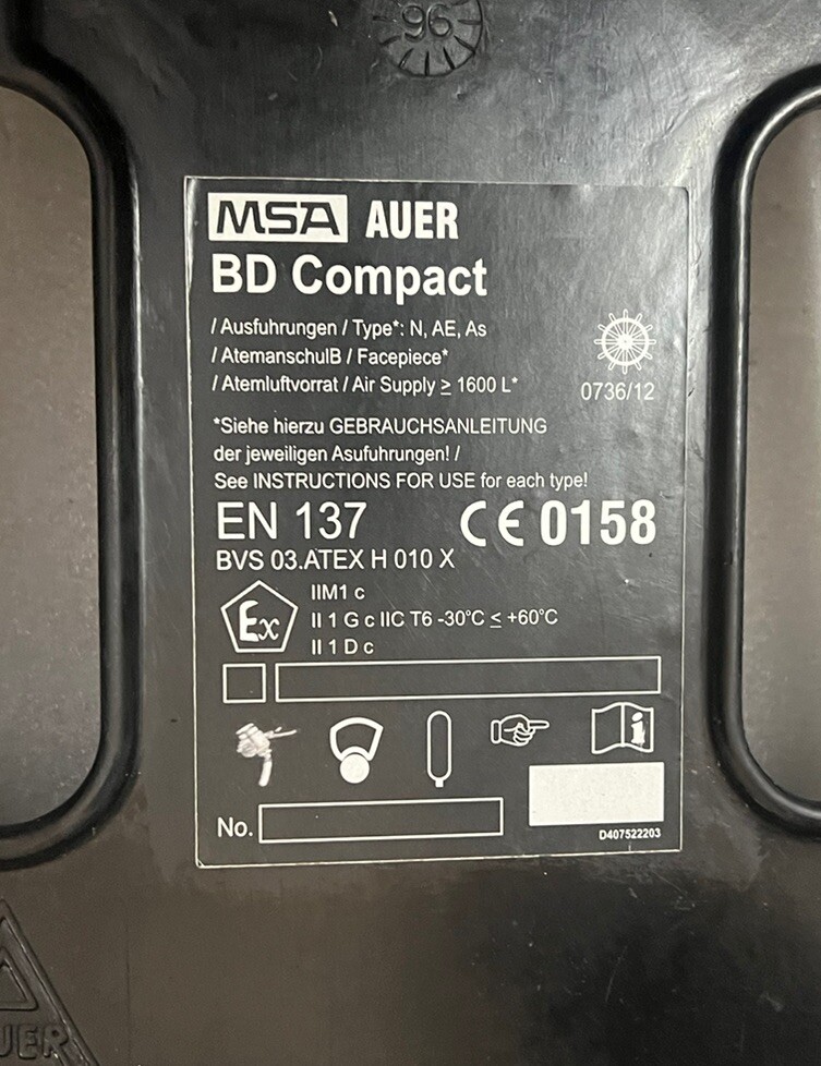 MSA BD COMPACT SELF CONTAINED BREATHING APPRATUS SCBA