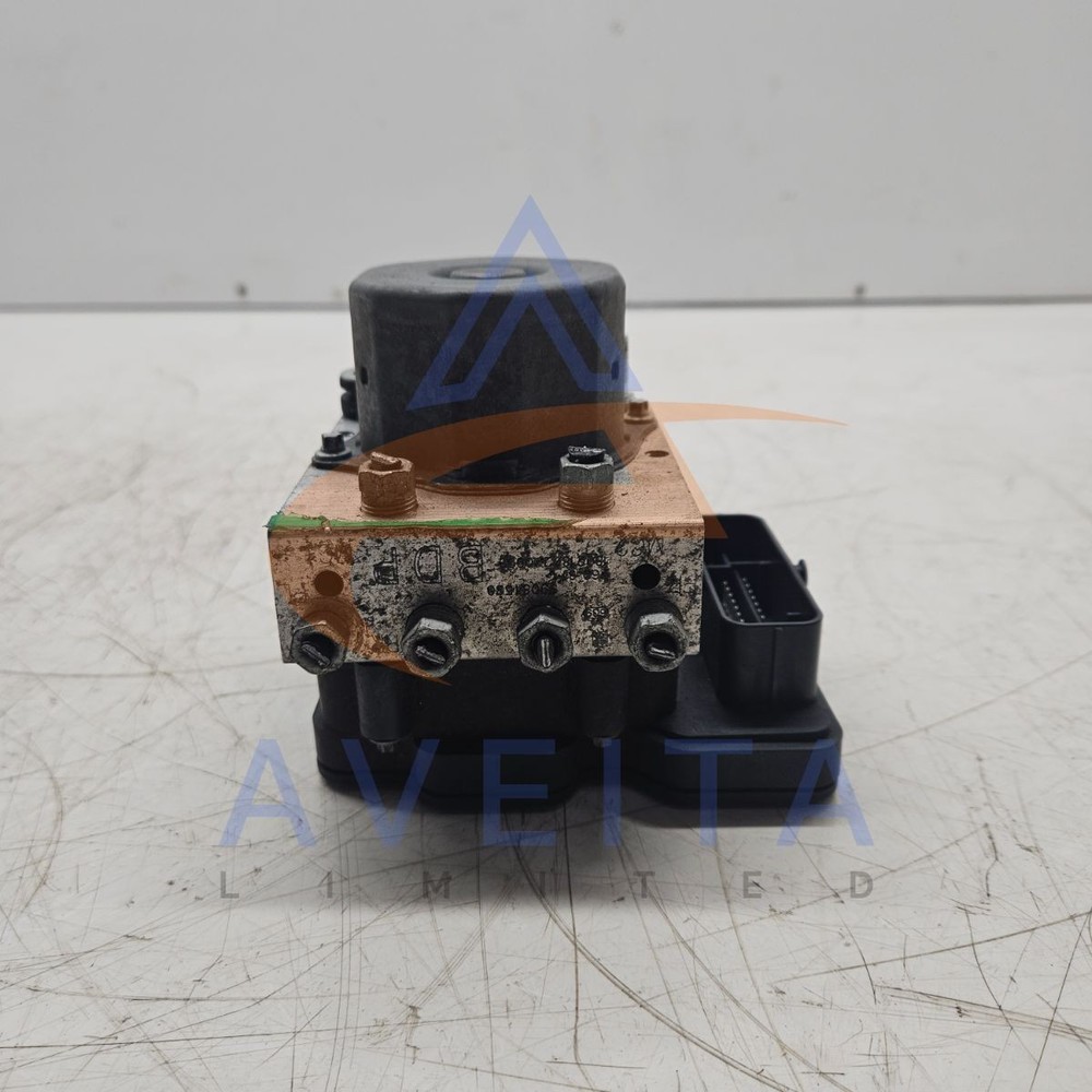 Vauxhall Corsa 1.4 14-19 ABS Pump Modulator Control Unit 39084530