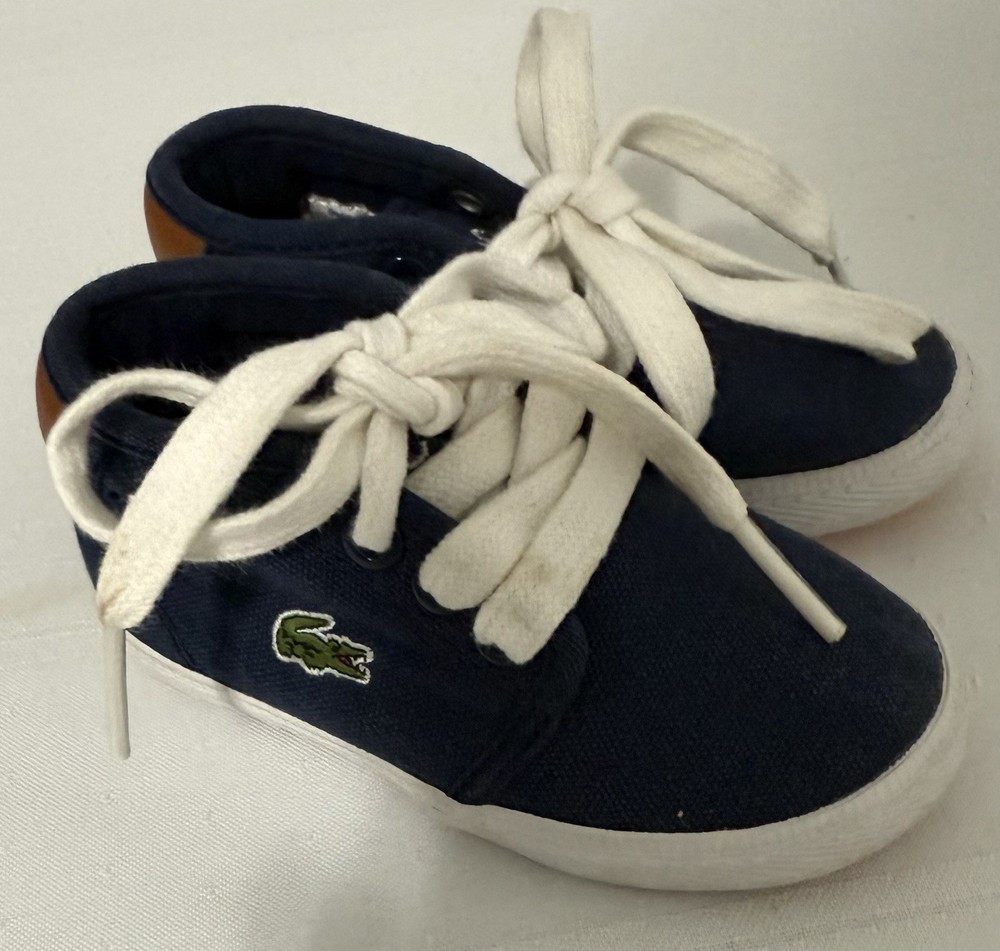 Chaussure Lacoste enfant