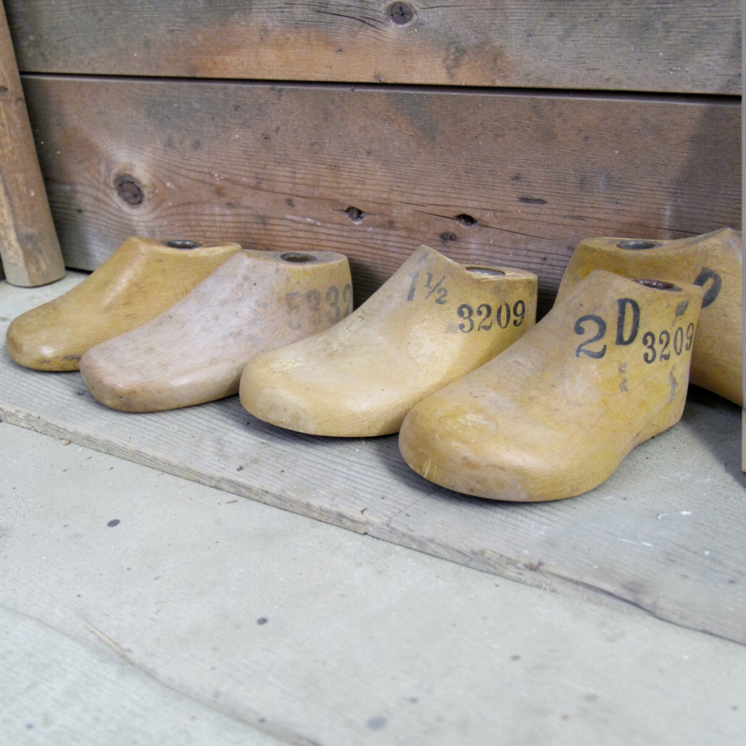 Vtg Lot of 8 Childrens Child Size Shoe Lasts Molds Cobbler Graduated Size 0-6