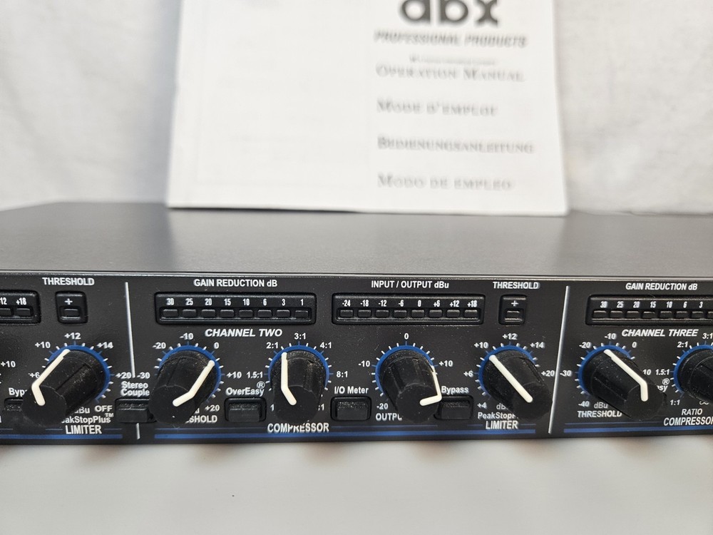 dbx 1046 Quad Compressor/Limiter