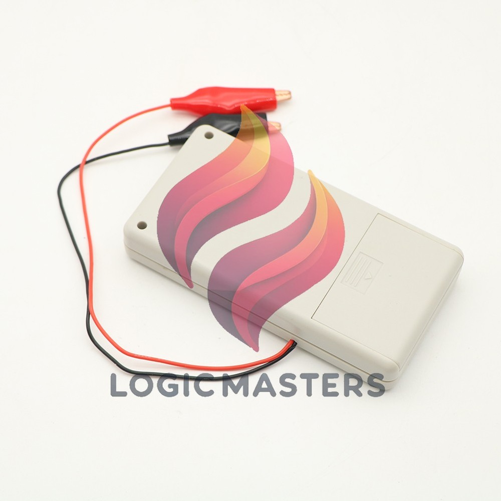 1Pcs Digital LCD ESR Capacitance Ohm Meter In Circuit Tester New