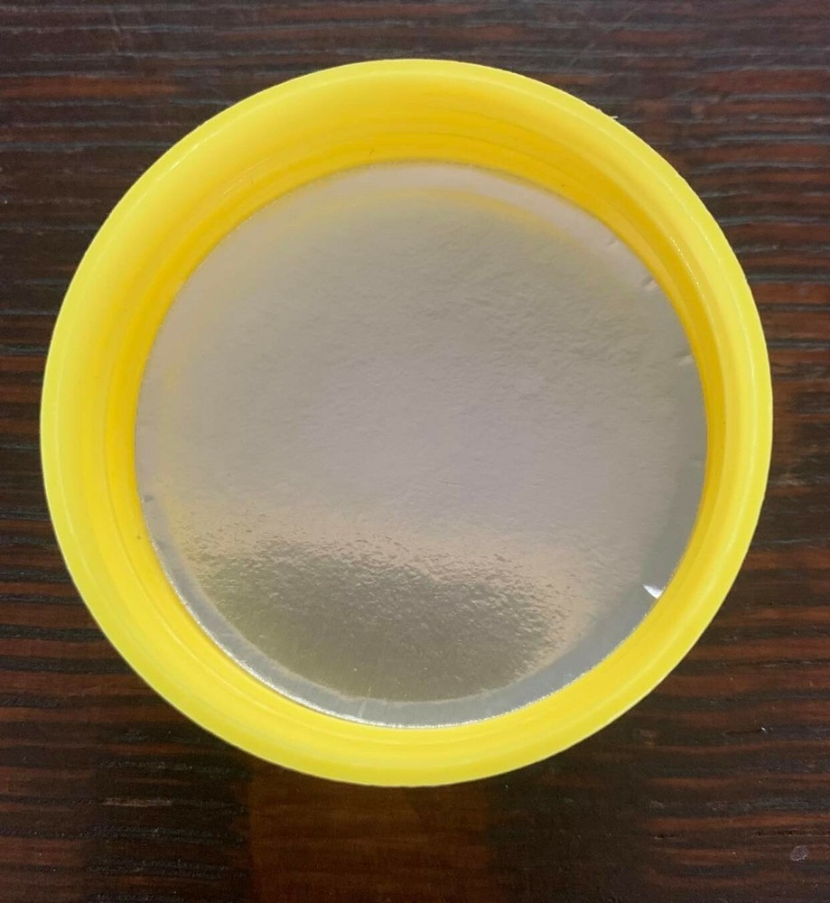 Empty Shakers 4 oz Round - Assorted lid colors