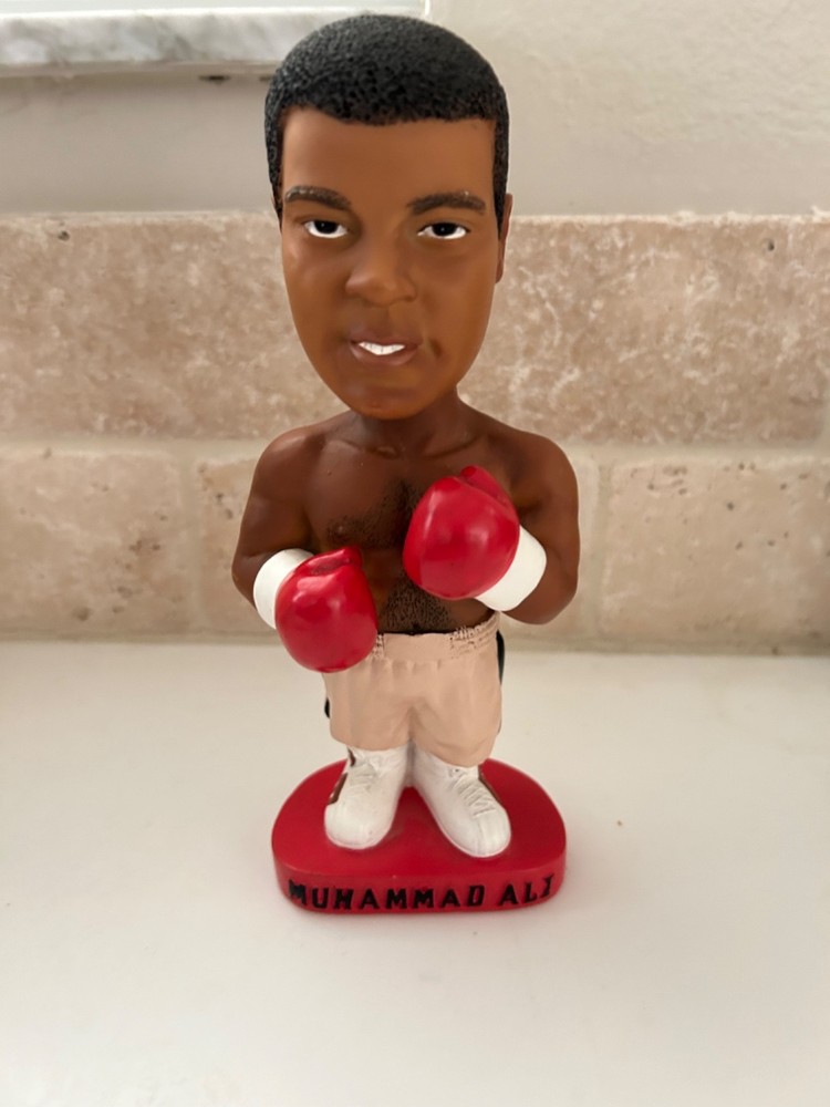 RARE ORIGINAL  Muhammad Ali BOBBLEHEAD NICE!!!