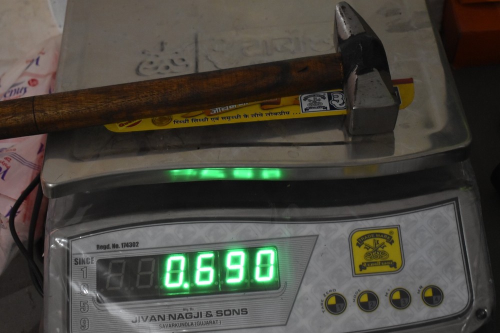 Nice Iron Blacksmith Hammer Silversmith Carpentry Work Square Head Hammer Tool