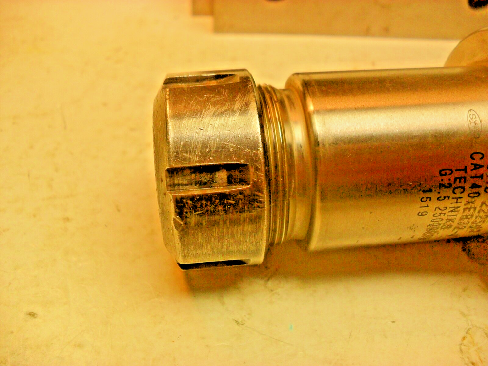 Techniks SYIC-22255 CAT40xER32-4