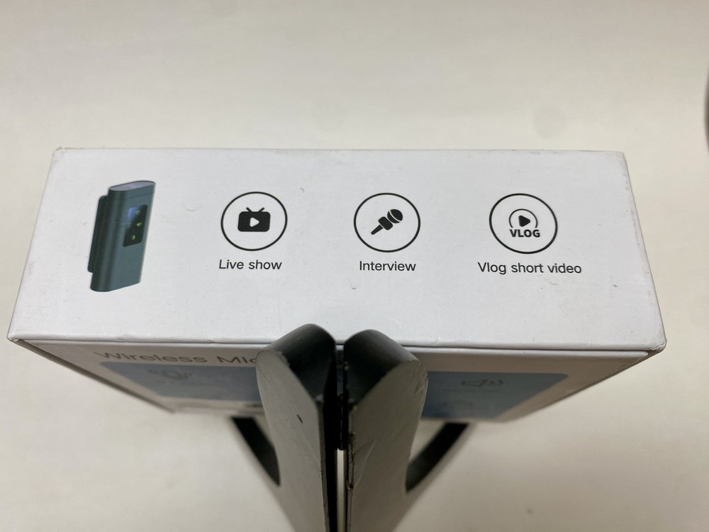 Voice Amplifier Wireless Microphone/Handheld Mic- Bluetooth Portable Speaker -