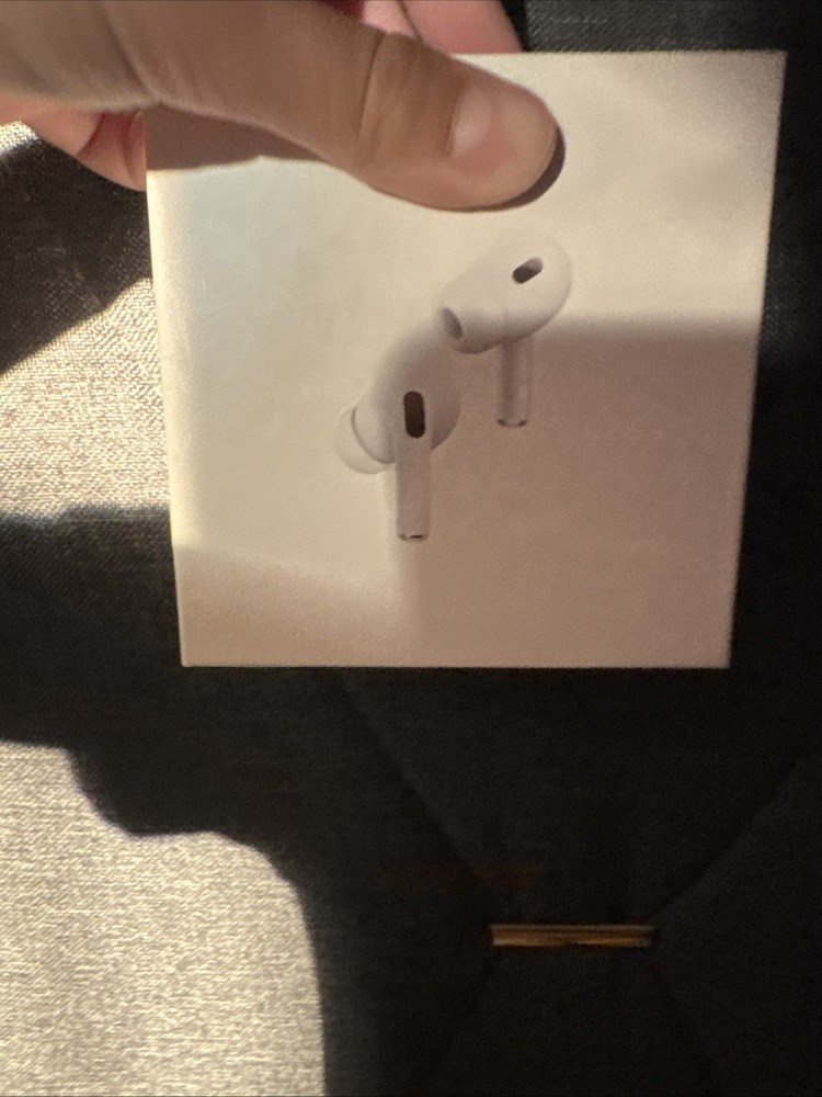 AirPod Gen2’s open but never used.
