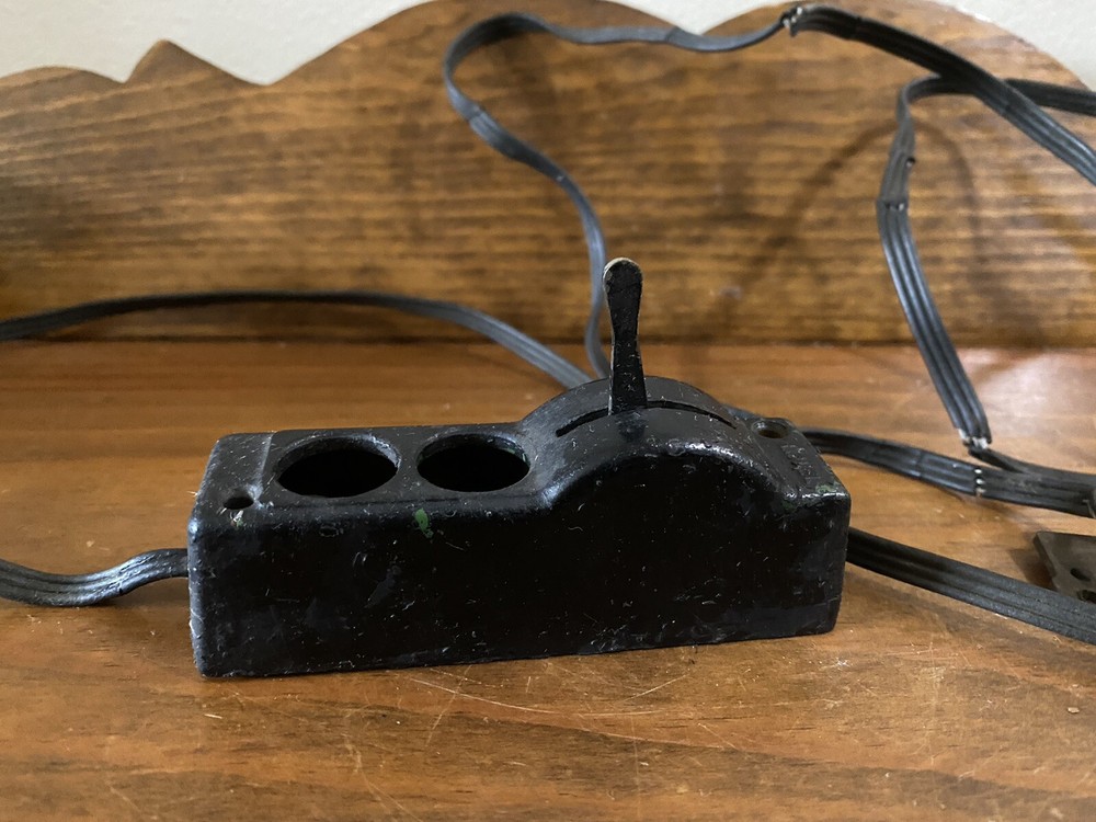 Vintage Lionel Automatic switch controller
