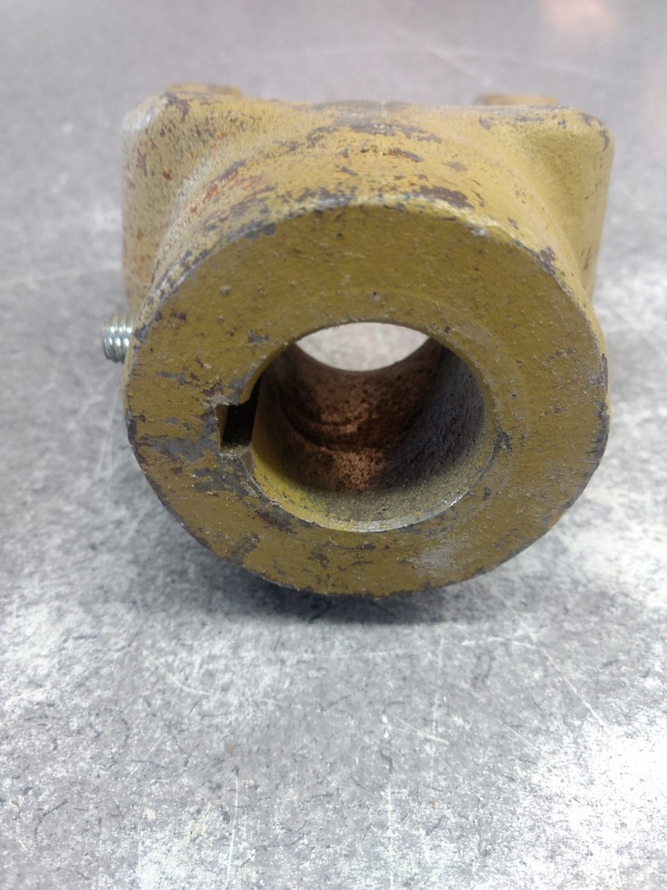 W800-6510 PTO YOKE
