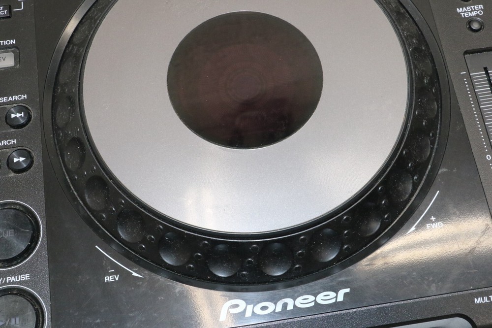 Pioneer CDJ-900 Professional Multi-Player Turntable - Black