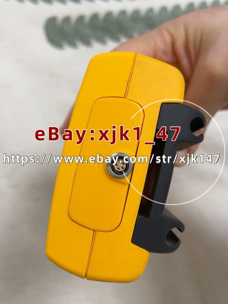 FLUKE 726 multifunctional process calibrator, functioning normally