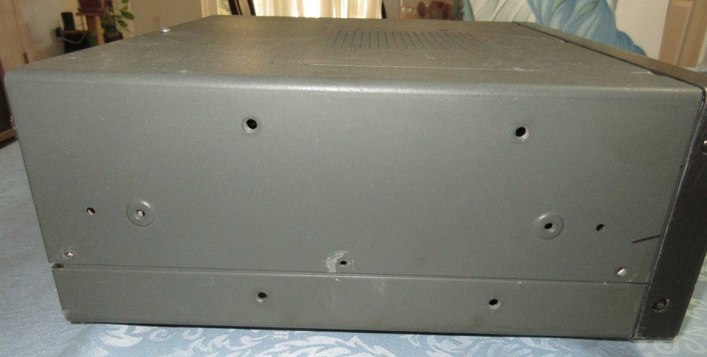 Icom IC-R71A Ham Radio Communications Receiver