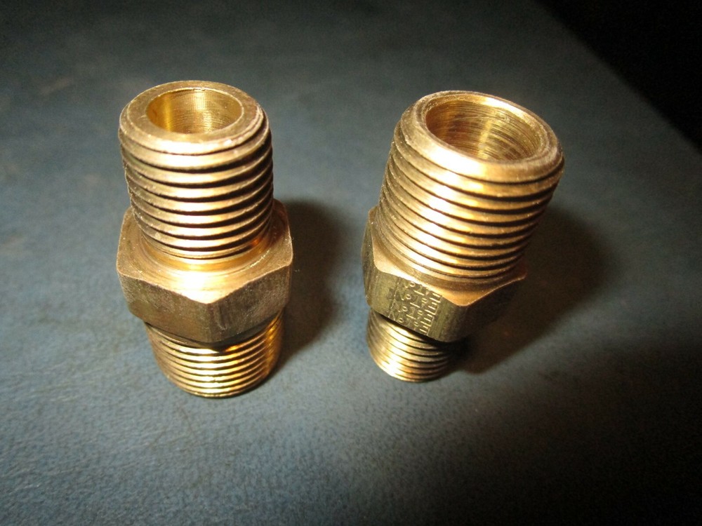 (2) 1/4" x 1/8"MPT Brass Hex Nipple