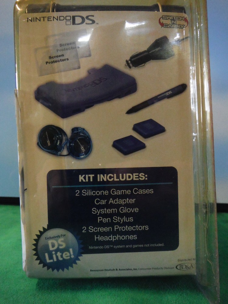 NINTENDO DS LITE ULTIMATE STARTER KIT LUNCH BOX *NEW*