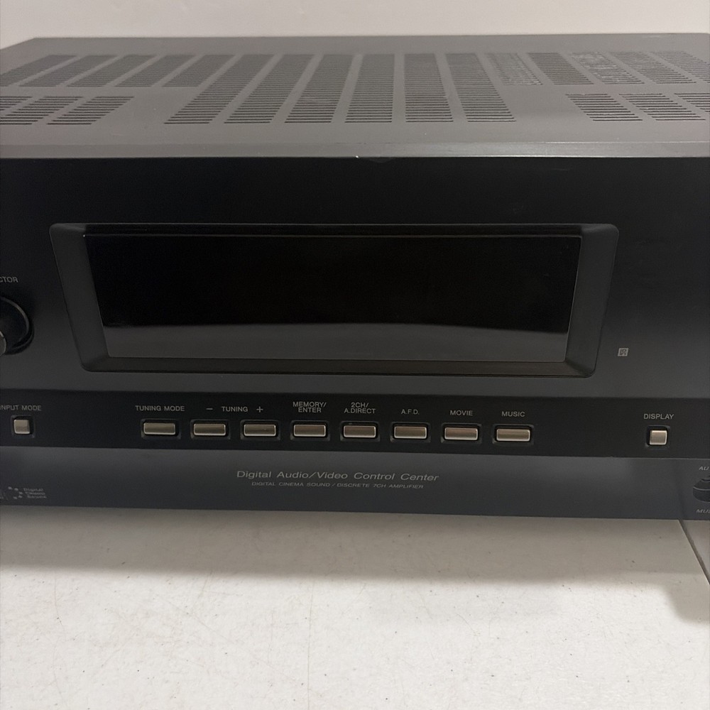 Sony STR-DH520 7.1 Channel 3D AV Receiver Bundle w/ Remote - Untested