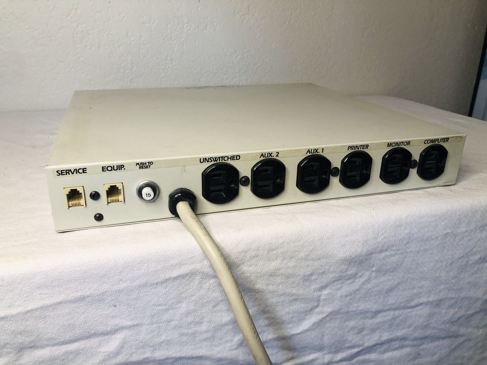 Tripp Lite Isobar Command Console CCI 6-12 Transient Voltage Surge Supressor