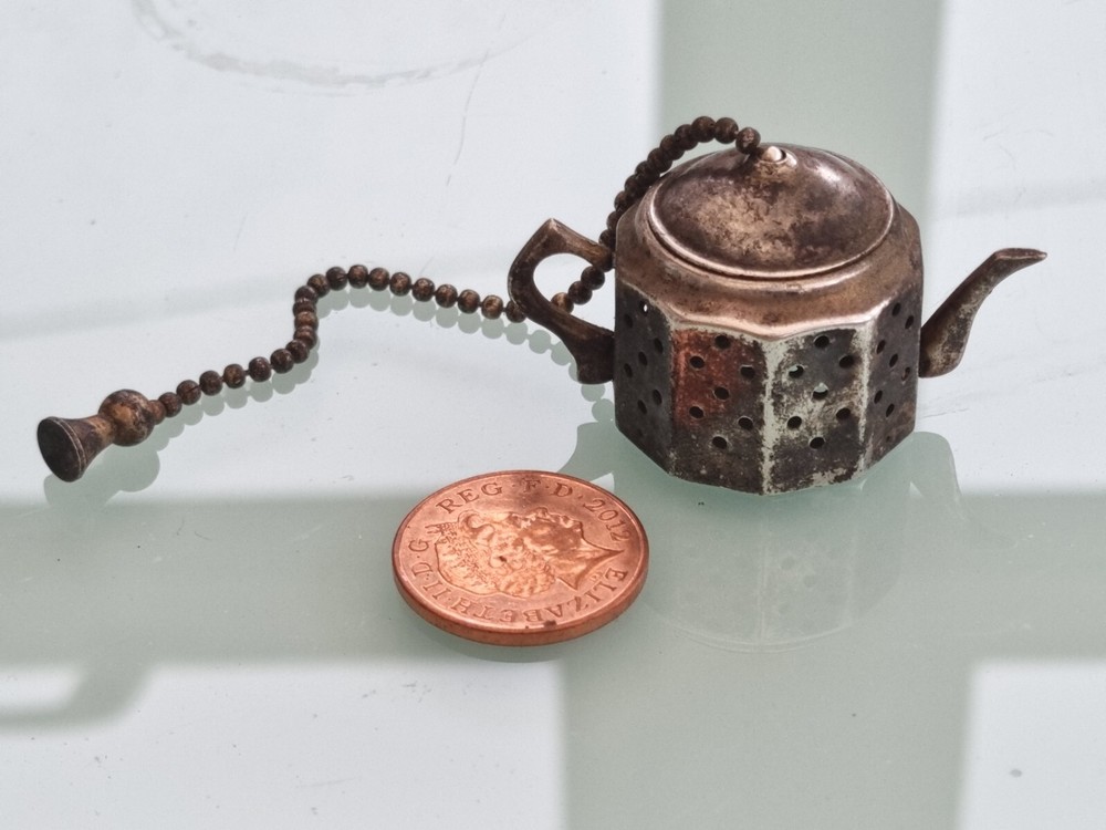 Vintage Old Antique Silver Metal Small Tea Pot Incense Chain (Ref I).