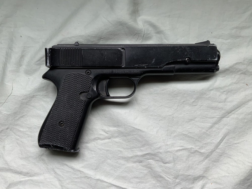 Vintage Marksman Repeater By Daisy