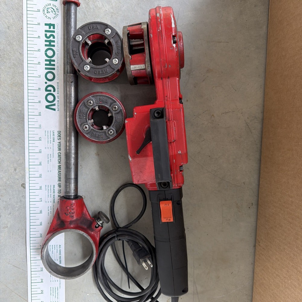 REED 700PD POWER DRIVE HANDHELD PIPE THREADER & THREADER DIES, RATCHET