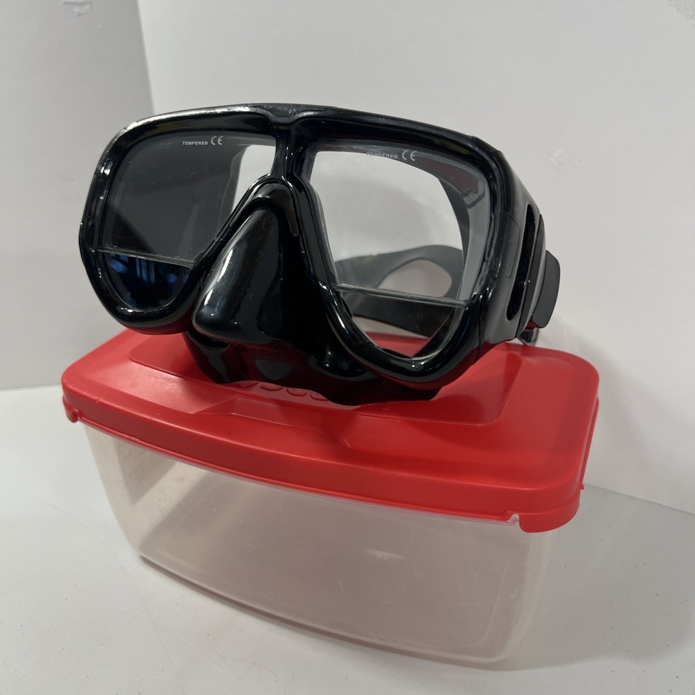 Scuba Gauge Reader Down View Design Scuba Dive Mask - Black MA280BS - W/ Case