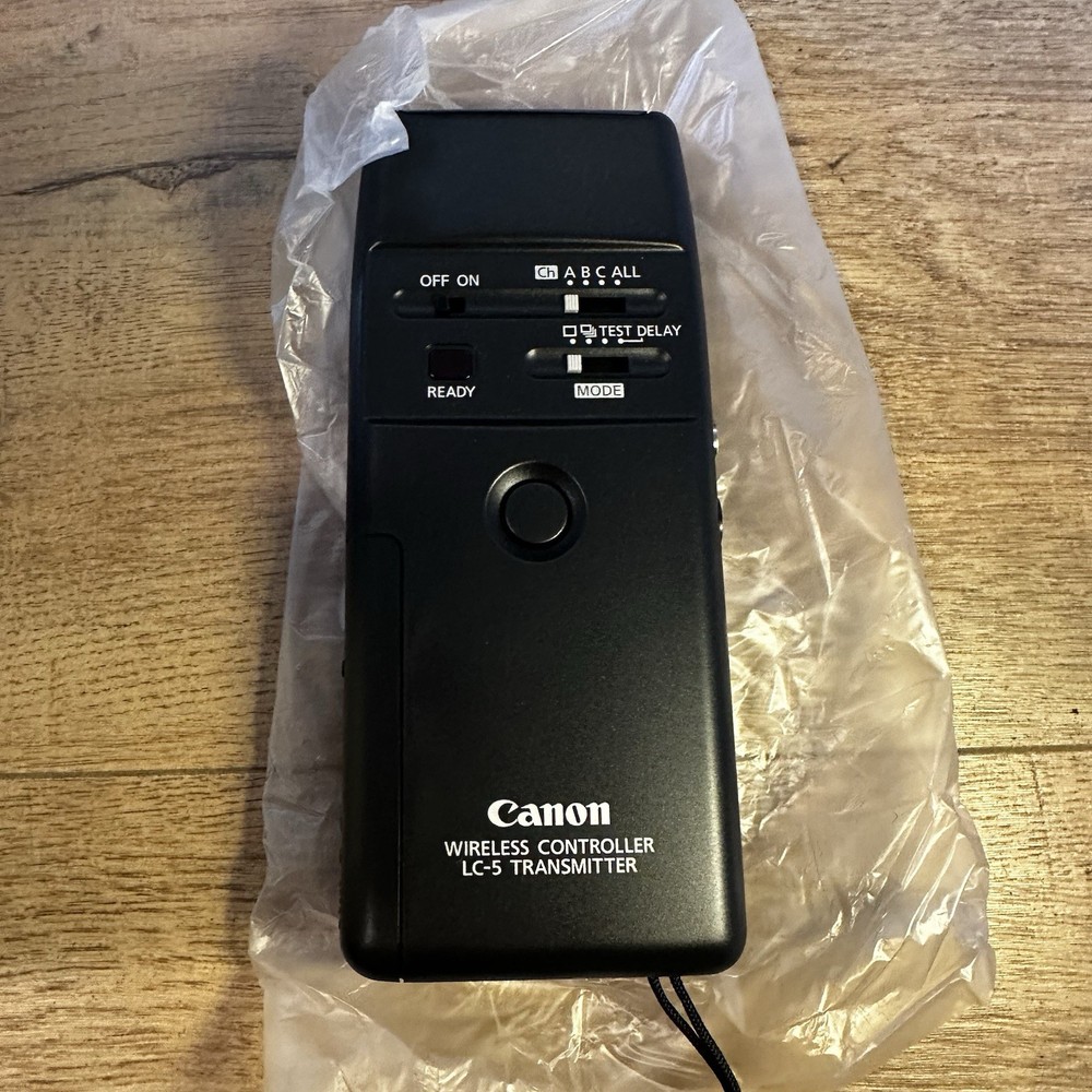 NEW Canon Wireless Controller LC-5 (Transmitter, Receiver, Bracket, Case)
